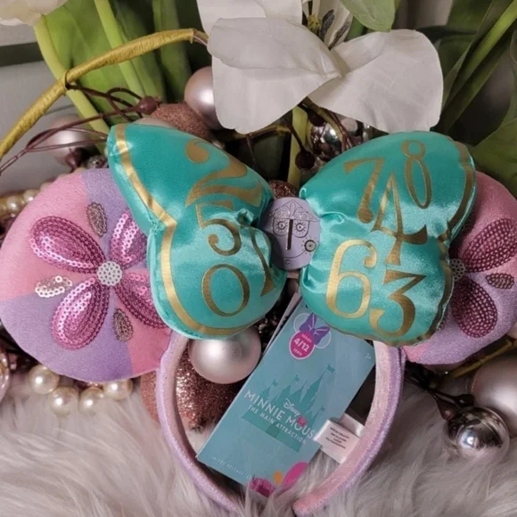 Ears Minnie Mouse The Main Attraction It's Small World Headband Disney L… - Picture 4 of 6